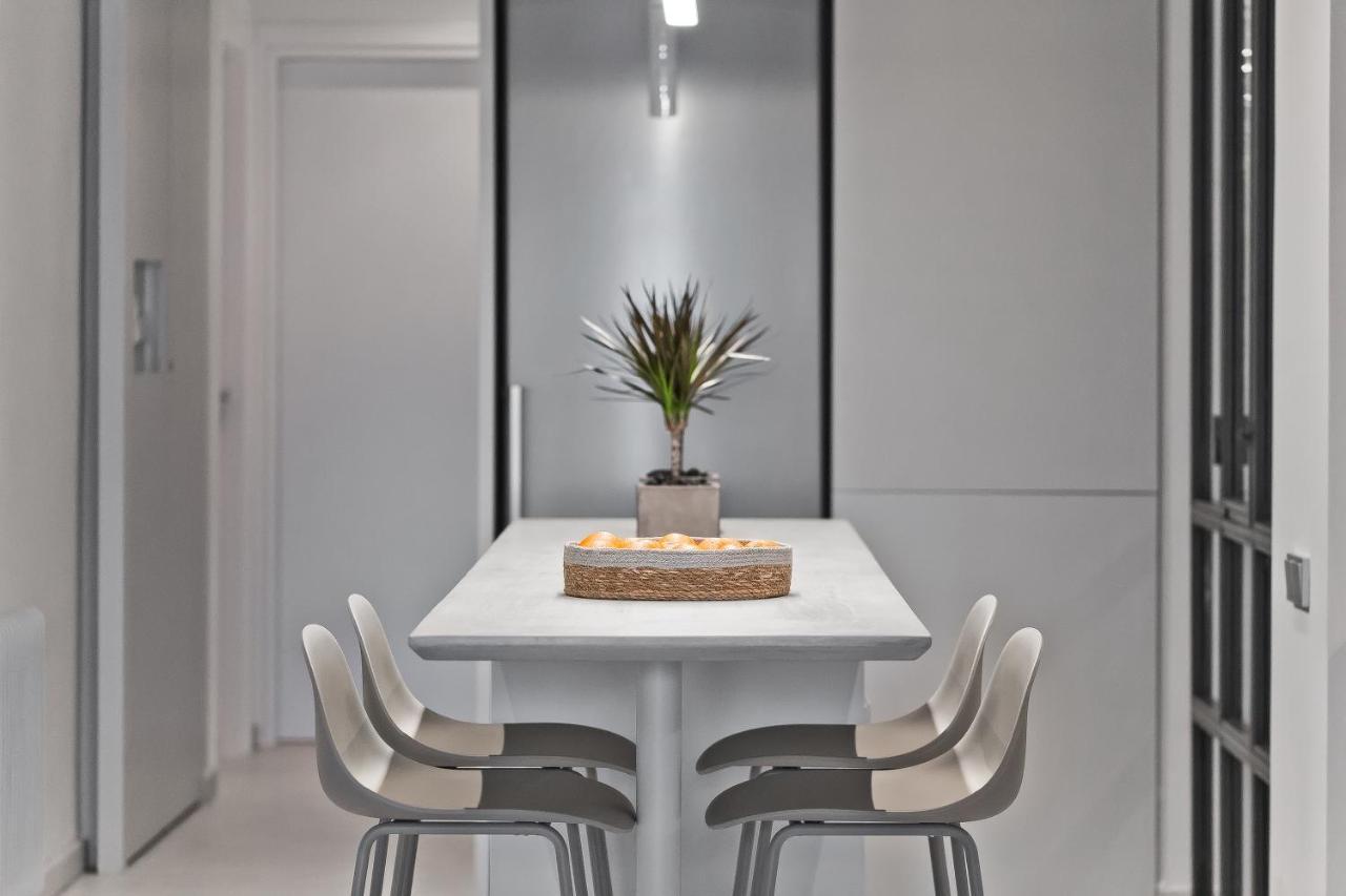 Bag- Boutique Apartment Grey - Hilton Area Athens Ngoại thất bức ảnh